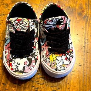 Disney Parks toddler shoes size 7/8
